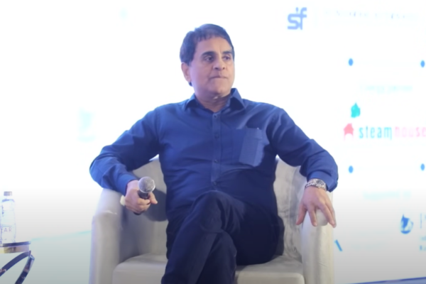 On October 14, Vijay Kedia purchased 100,000